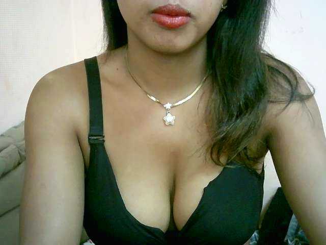 BelliBellaha live cam on BongaCams
