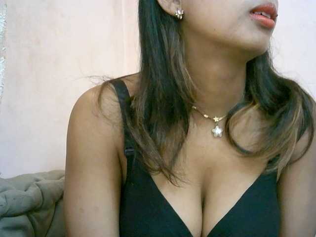 BelliBellaha live cam on BongaCams