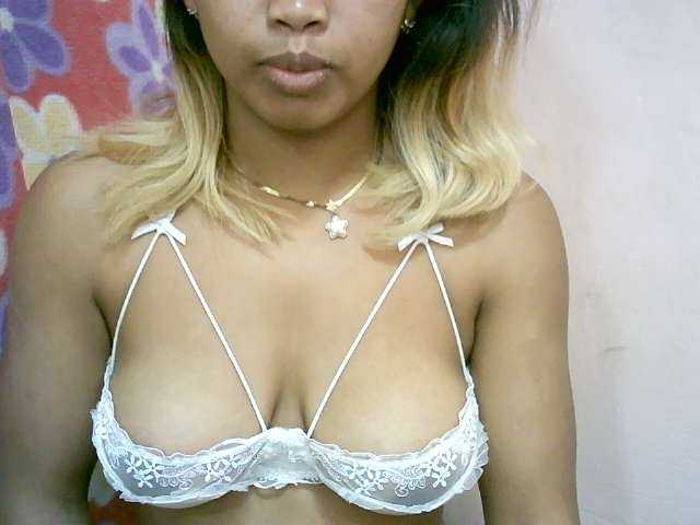 BelliBellaha live cam on BongaCams