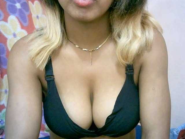 BelliBellaha live cam on BongaCams