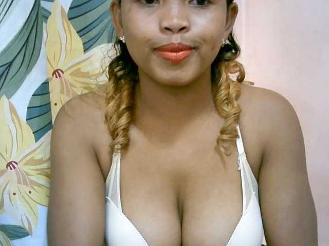 BelliBellaha live cam on BongaCams