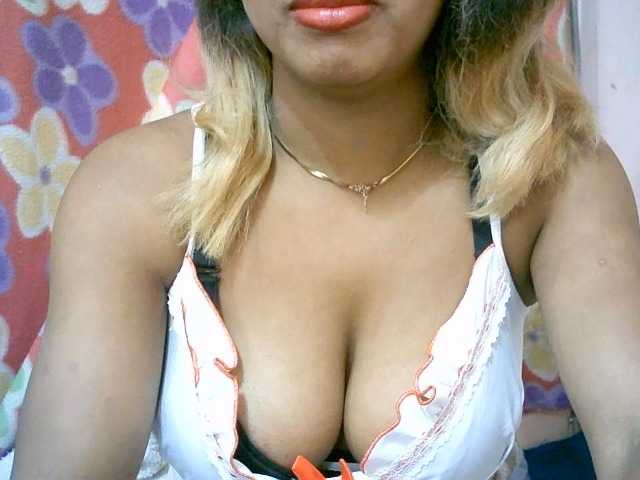 BelliBellaha live cam on BongaCams