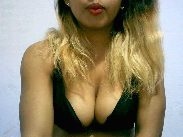 BelliBellaha live cam on BongaCams