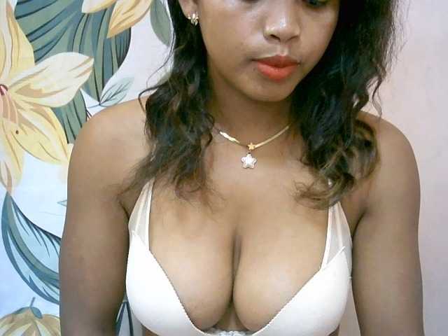 BelliBellaha live cam on BongaCams