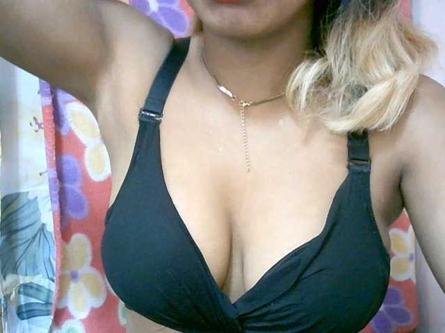 BelliBellaha live cam on BongaCams