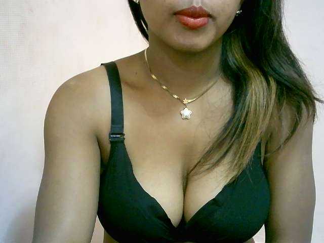 BelliBellaha live cam on BongaCams