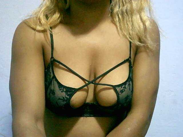 BelliBellaha live cam on BongaCams