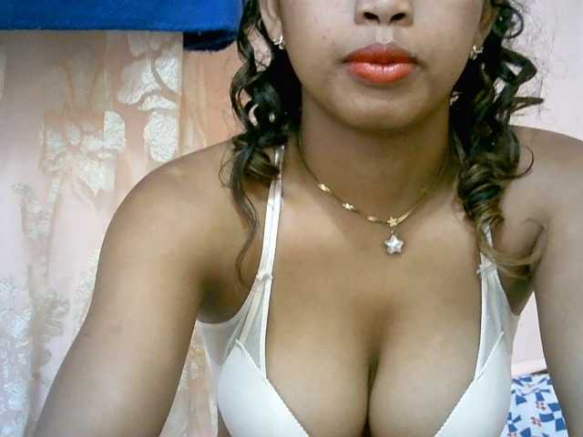 BelliBellaha live cam on BongaCams