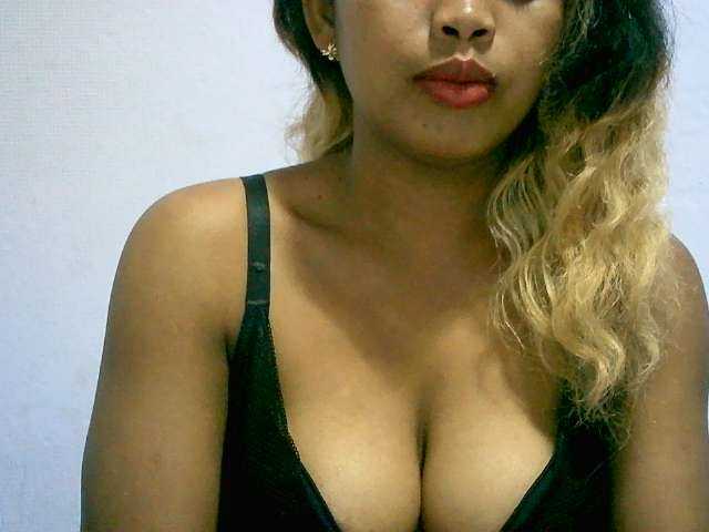 BelliBellaha live cam on BongaCams