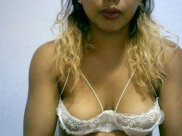 BelliBellaha live cam on BongaCams