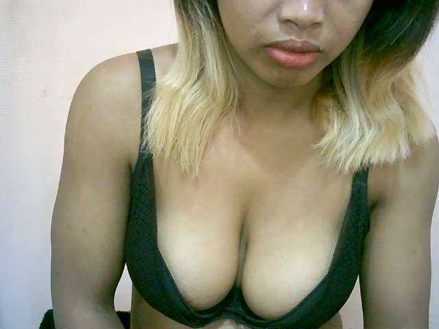 BelliBellaha live cam on BongaCams