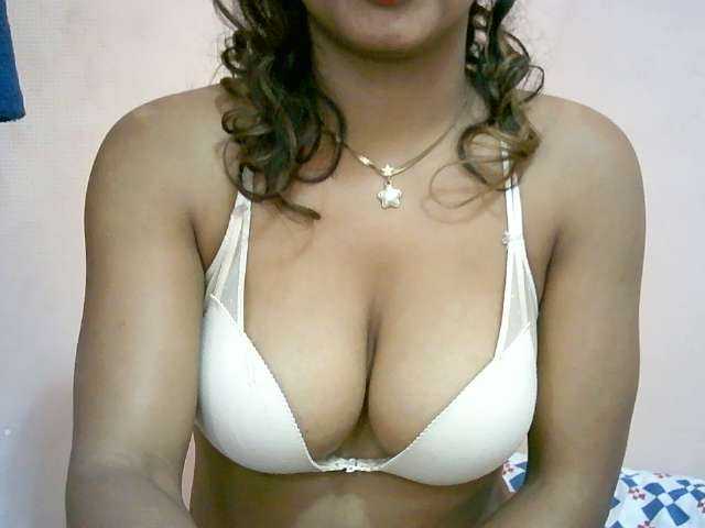 BelliBellaha live cam on BongaCams