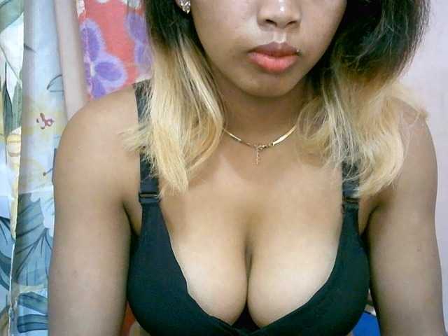 BelliBellaha live cam preview