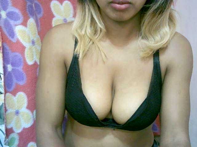 BelliBellaha live cam on BongaCams