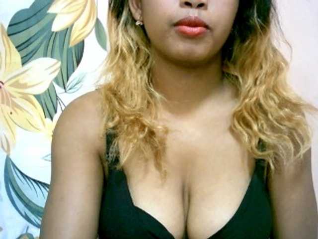 BelliBellaha live webcam show