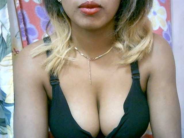 BelliBellaha live cam on BongaCams