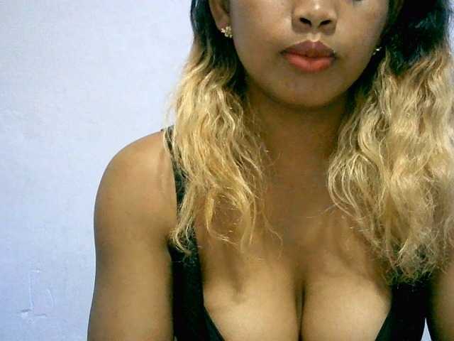 BelliBellaha live cam on BongaCams
