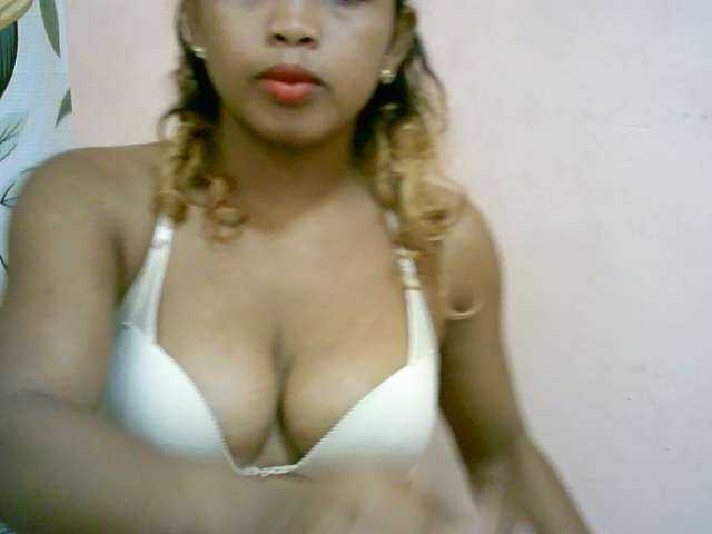 BelliBellaha live cam on BongaCams