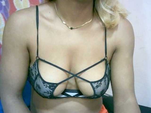 BelliBellaha live cam on BongaCams