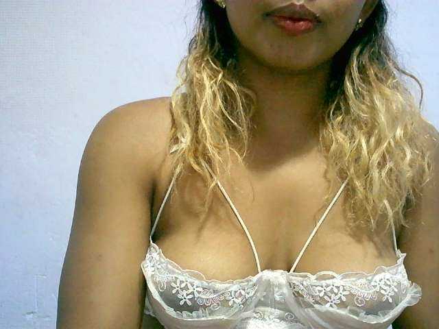 BelliBellaha live cam on BongaCams