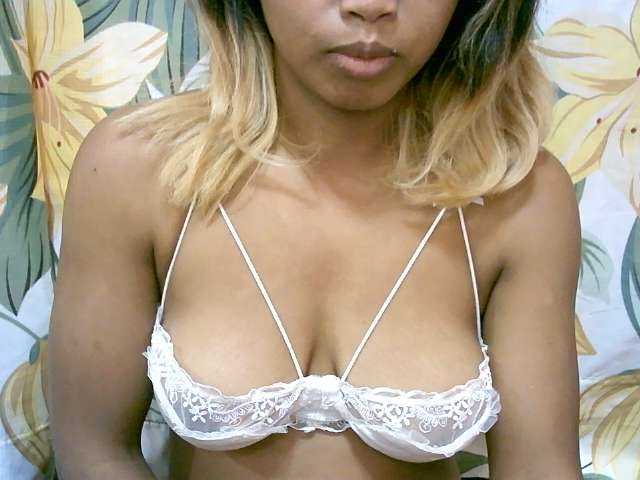 BelliBellaha live cam preview
