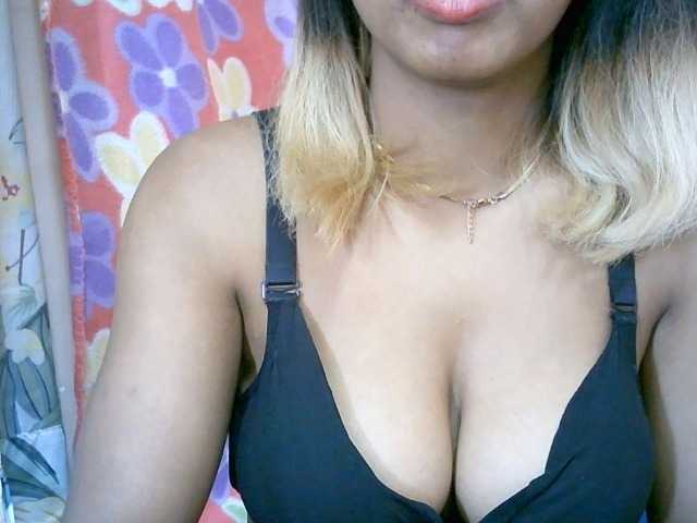 BelliBellaha live cam on BongaCams