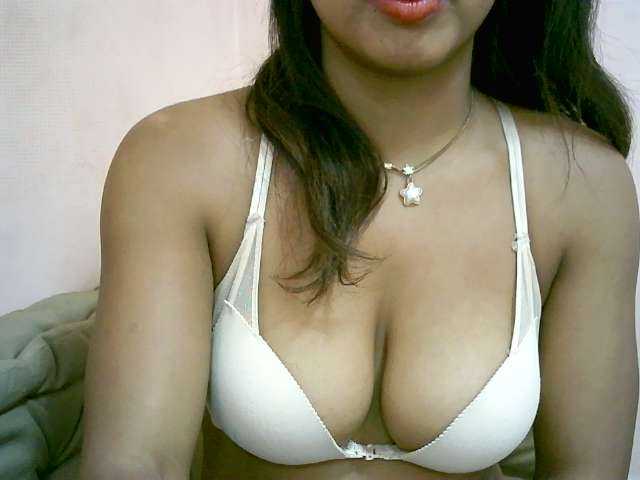 BelliBellaha live cam on BongaCams