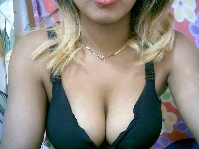 BelliBellaha live cam on BongaCams