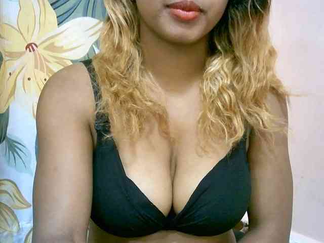 BelliBellaha webcam