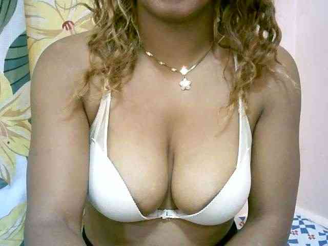 BelliBellaha webcam