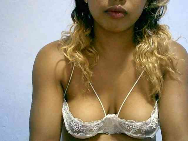 BelliBellaha webcam
