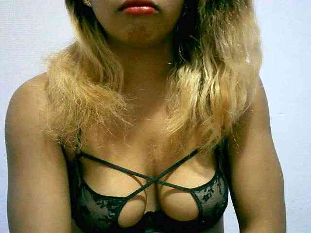 BelliBellaha webcam