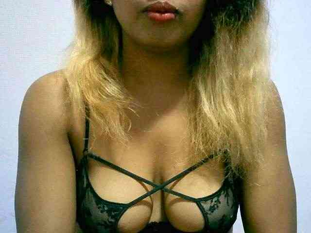 BelliBellaha webcam