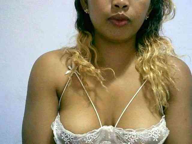 BelliBellaha webcam
