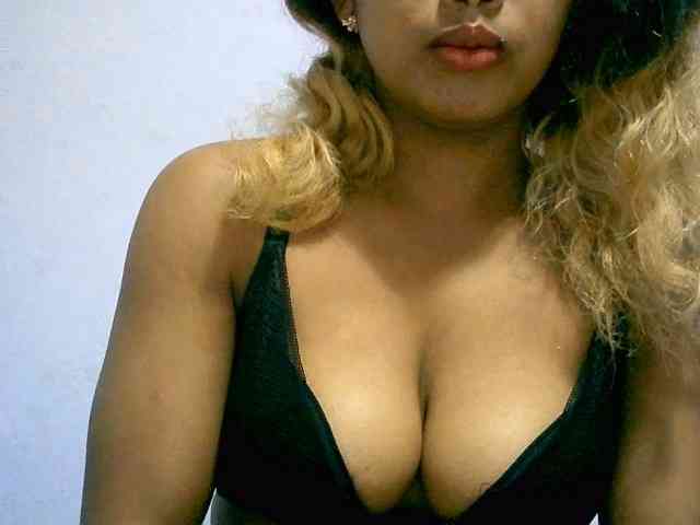 BelliBellaha webcam