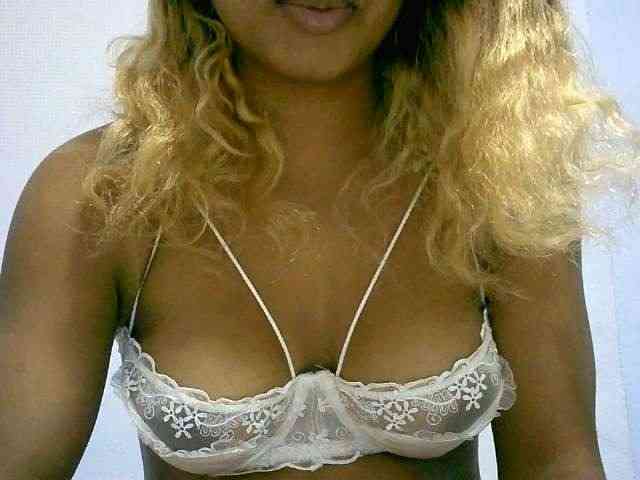 BelliBellaha webcam