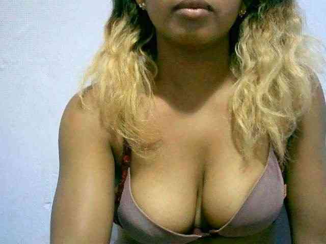 BelliBellaha webcam