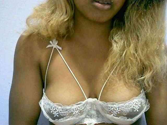 BelliBellaha webcam