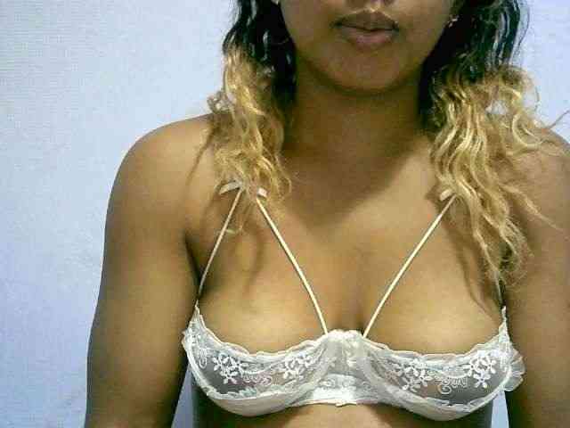 BelliBellaha webcam
