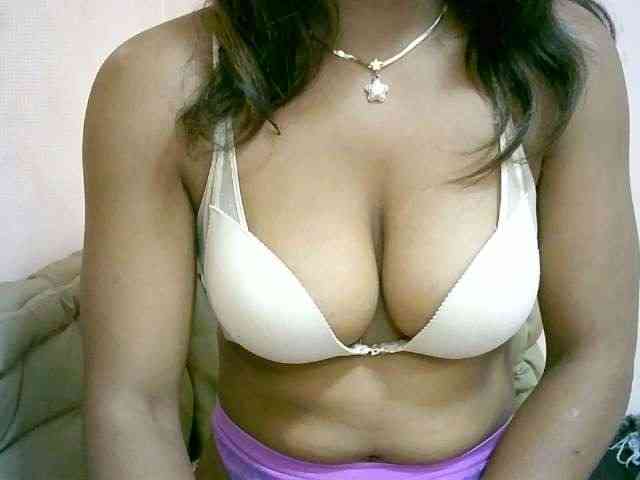 BelliBellaha webcam