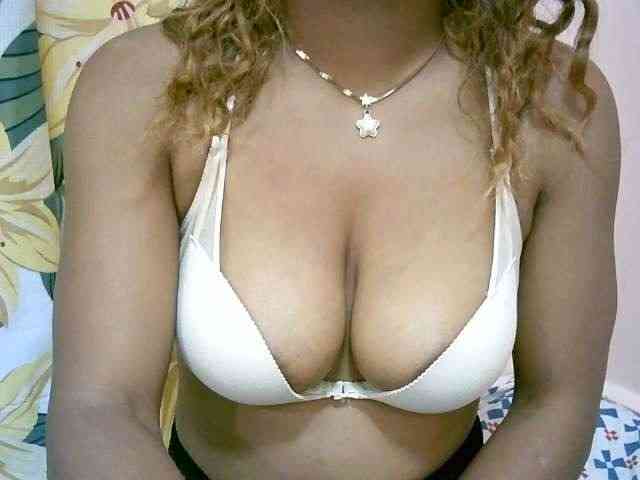 BelliBellaha webcam