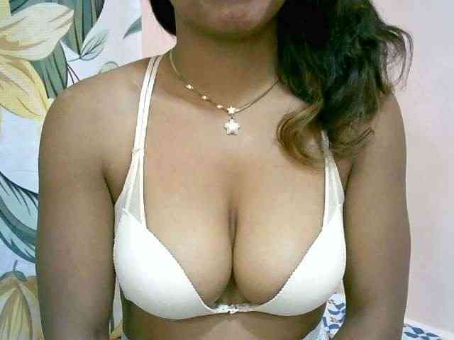 BelliBellaha webcam
