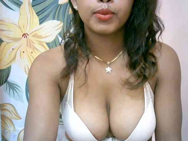 BelliBellaha webcam