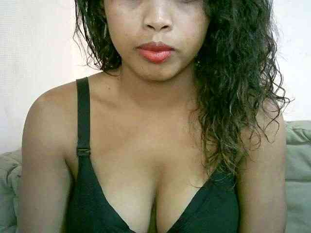 BelliBellaha webcam