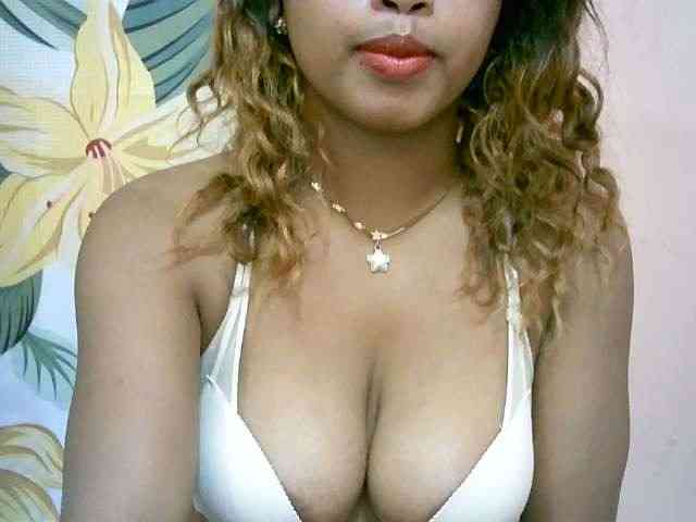 BelliBellaha webcam