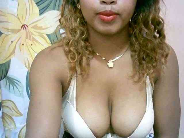 BelliBellaha webcam