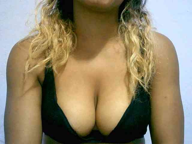 BelliBellaha webcam