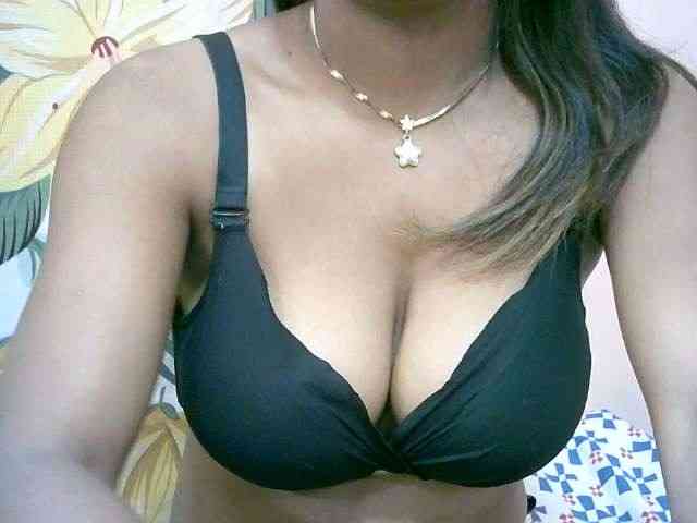 BelliBellaha webcam