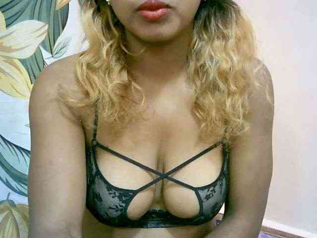 BelliBellaha webcam