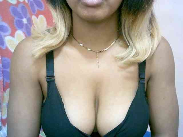 BelliBellaha webcam